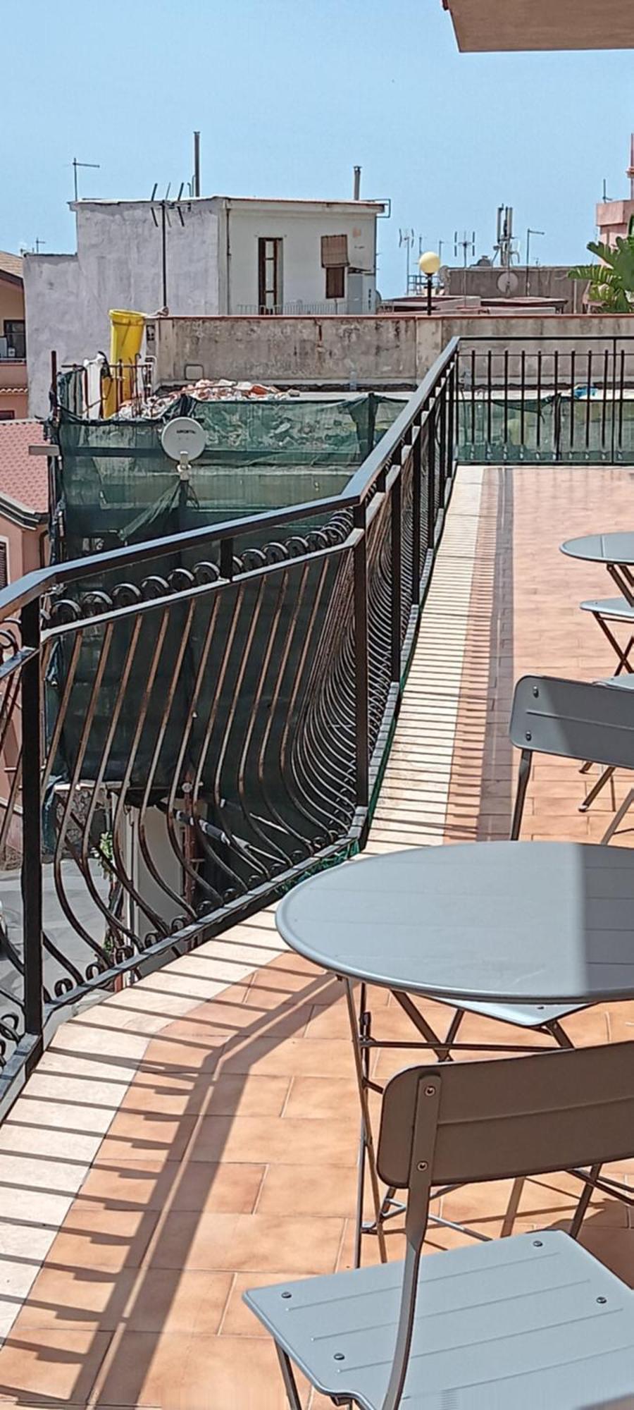 We Home Taormina Center With Parking מראה חיצוני תמונה